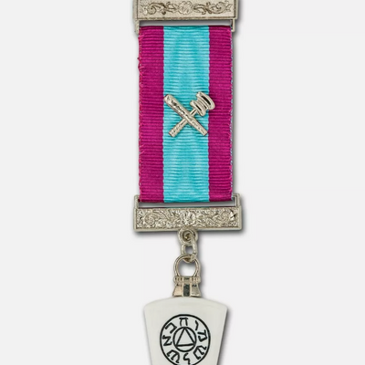 Masonic Regalia Freemasons Mark Members Breast Jewel English Constitution *NEW*